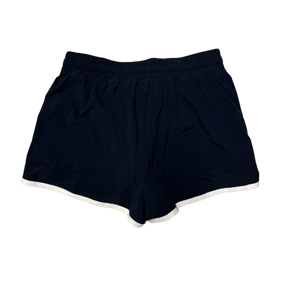 Beyond Yoga Dark Blue & White “The Course” Athletic Shorts - Picture 3 of 6